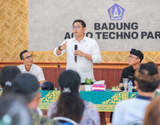 Wamentan dalam Konferensi Kelapa Sawit Indonesia ke-20