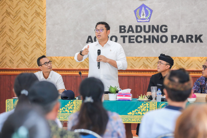 Wamentan dalam Konferensi Kelapa Sawit Indonesia ke-20